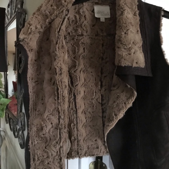 Best - Picture 2 of 2